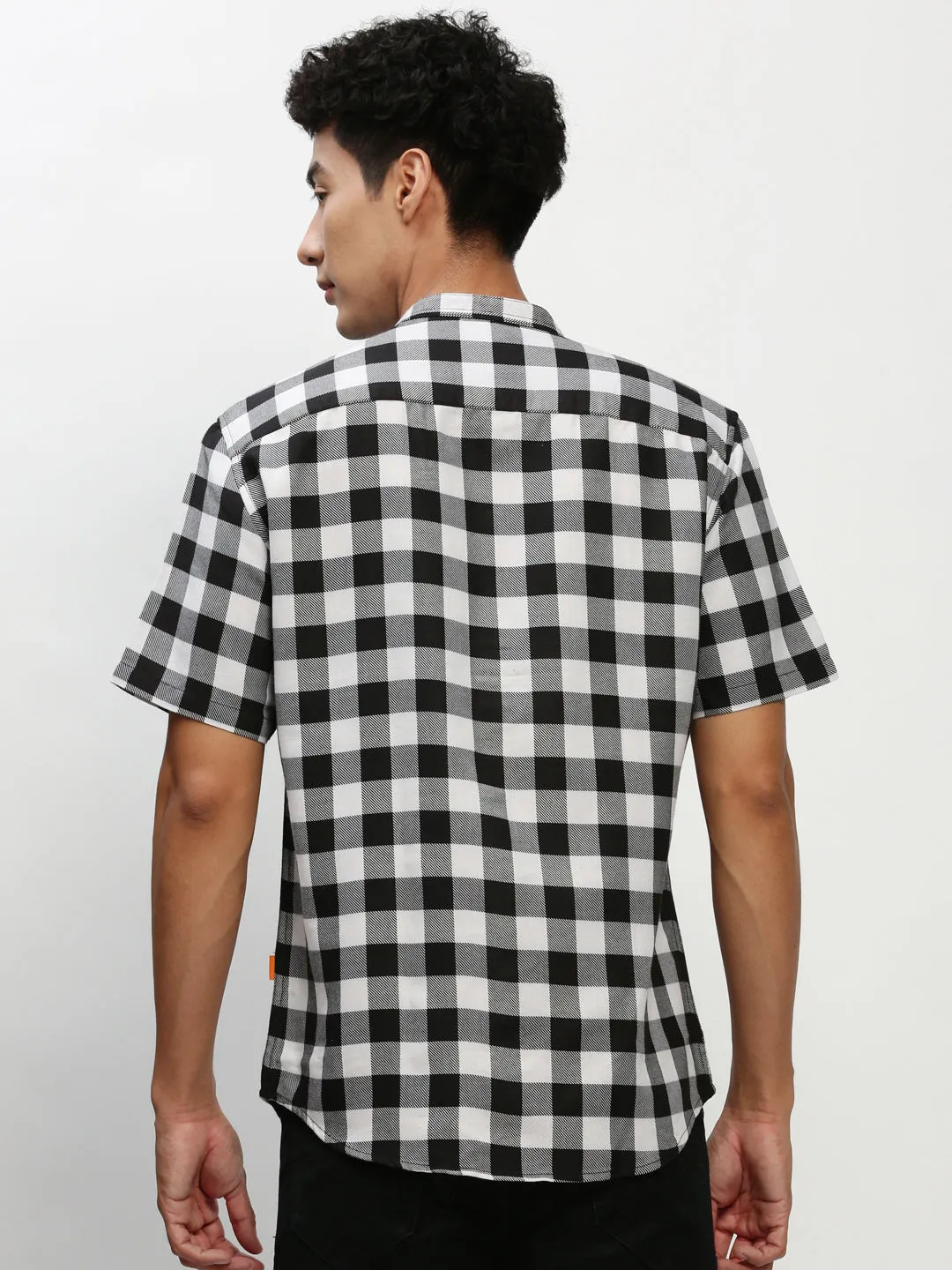 Men Black Checked Casual Casual Shirts