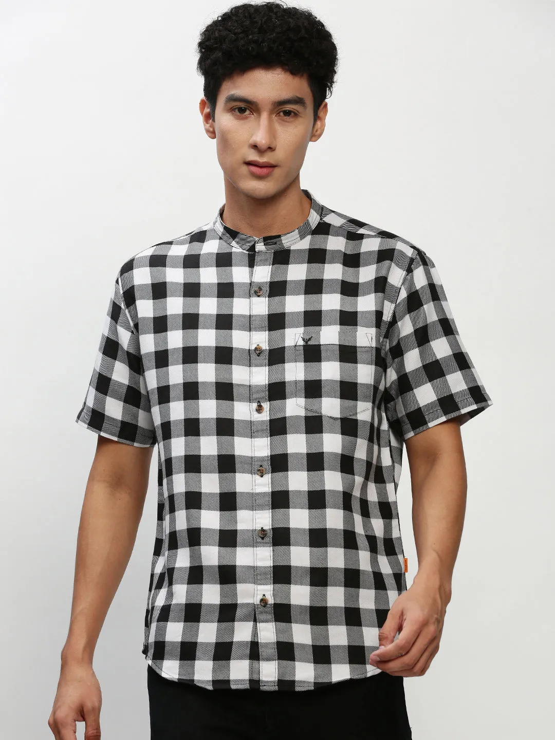 Men Black Checked Casual Casual Shirts