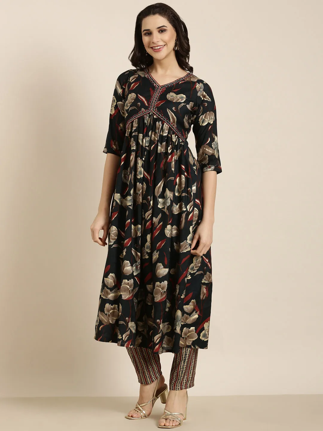 Women Anarkali Black Floral Kurta and Trousers Set